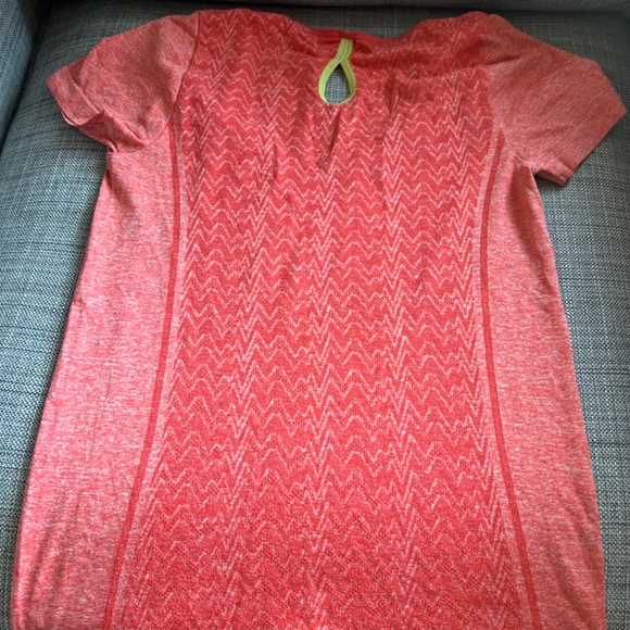 Salomon Runched Advanced Skin Dry Technology. - Picture 2 of 4